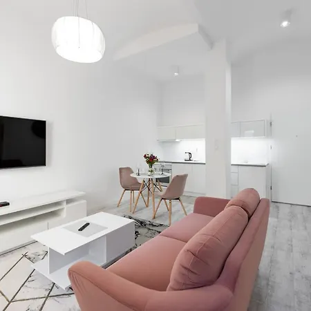 Apartamenty Centrum Nowoczesny Design - Dream Apart Bielsko-Biala Exterior photo